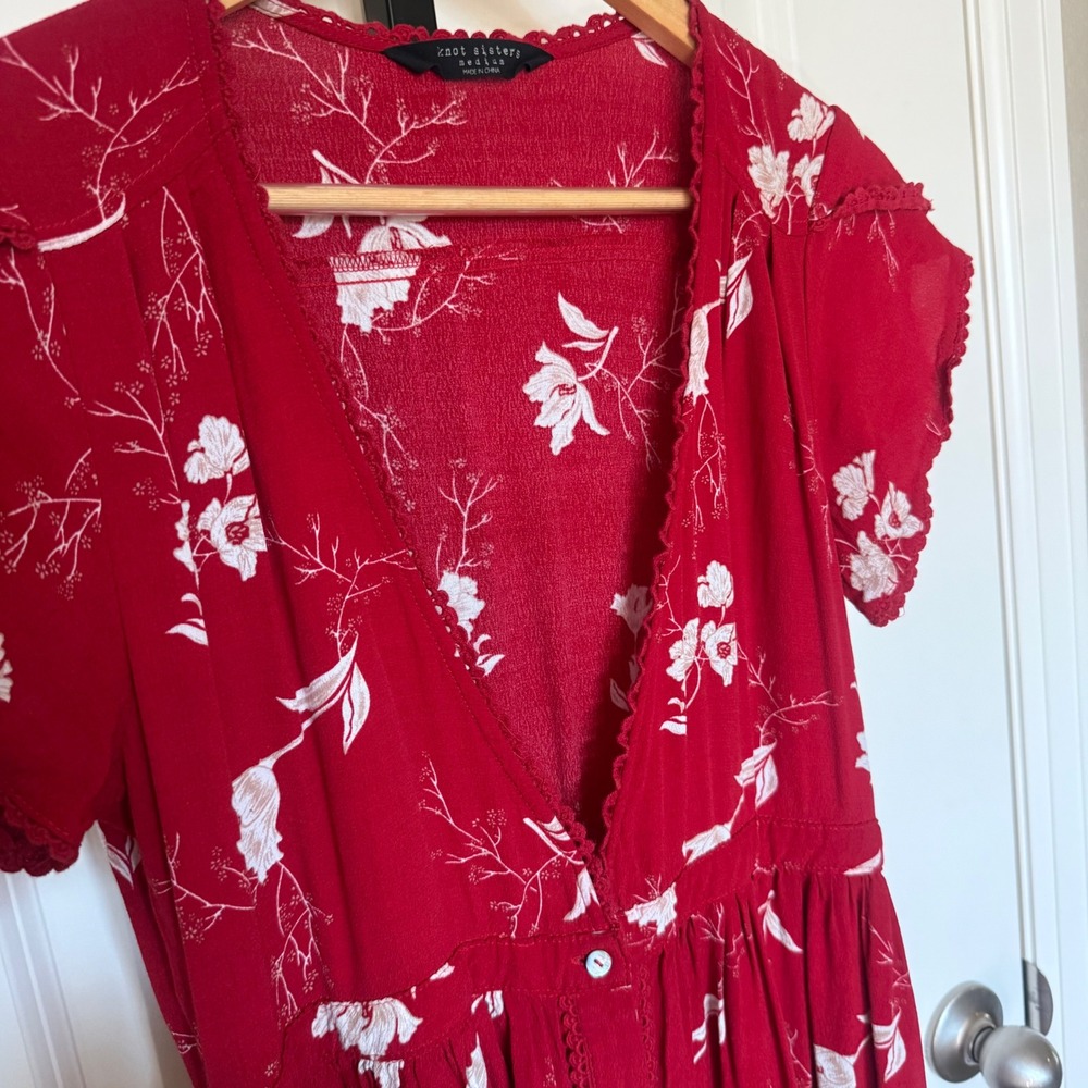 Knot Sisters Domingo Midi‎ Dress In Scarlet Tulips Red Floral Womens Medium - Picture 5 of 11